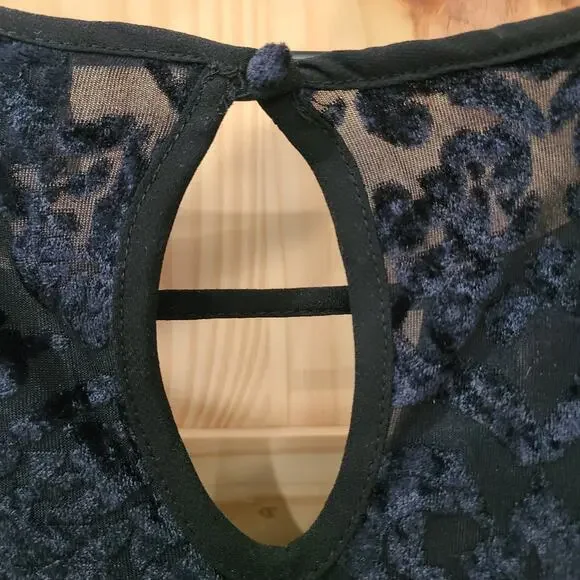 Knox Rose Long Sleeve Burn Out Velvet Chiffon Tiered Black Midi Dress Size M - Picture 4 of 11